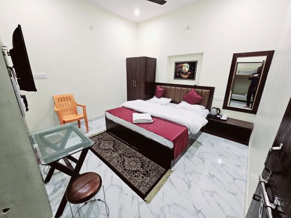 Shree Varidhi Luxurious Homestay